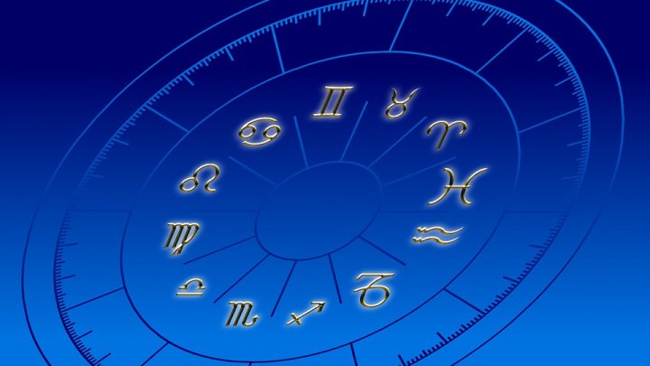 HOROSCOP: Trei zodii de care să te fereşti de Revelion. Îţi vor purta ghinion tot anul dacă le ţii în preajmă