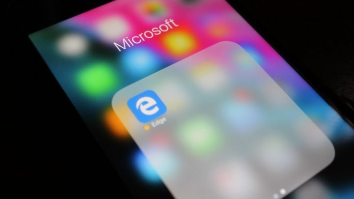 Microsoft Edge este disponibil de acum în mod oficial şi pentru platforma iOS