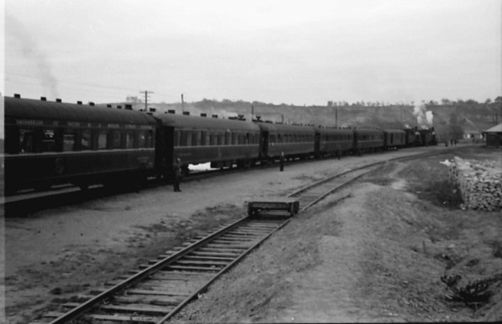 Regele Mihai I a murit. Prima vizită a monarhului la Chişinău în IMAGINI DE EPOCĂ (GALERIE FOTO)