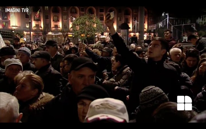 Funeraliile Regelui Mihai I. Sicriul a fost depus la București, la Palatul Regal (VIDEO)