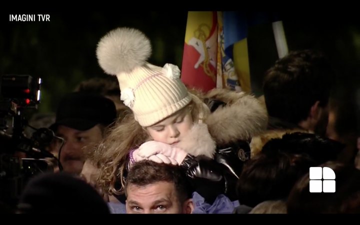 Funeraliile Regelui Mihai I. Sicriul a fost depus la București, la Palatul Regal (VIDEO)