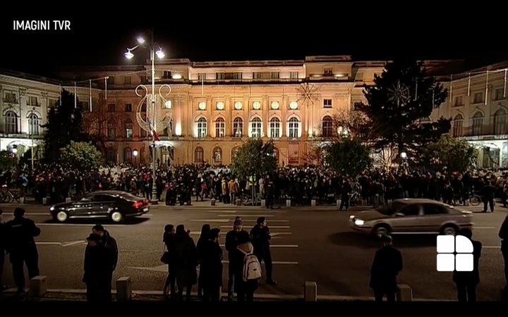 Funeraliile Regelui Mihai I. Sicriul a fost depus la București, la Palatul Regal (VIDEO)