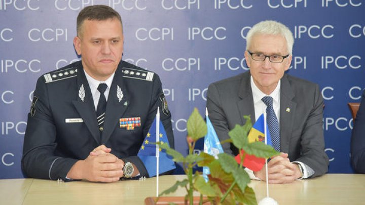 Jurgen Stock, în vizită la Chişinău. Şeful Interpolului a avut o întrevedere cu premierul Pavel Filip