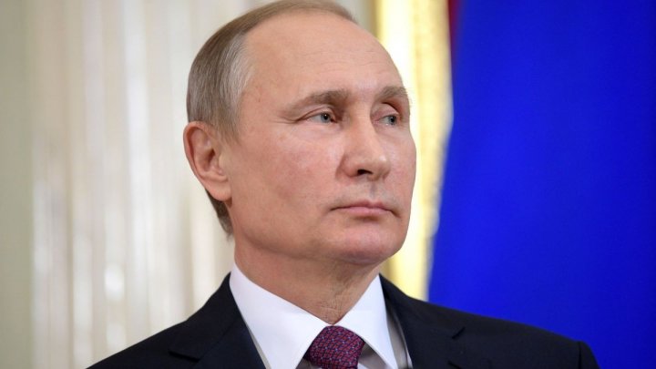 Vladimir Putin a anunţat că va candida ca independent la alegerile prezidenţiale din Rusia