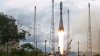India a lansat o nouă rachetă! 31 de sateliți au fost transportaţi pe orbită cu succes