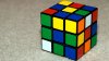 Un tânăr a stabilit recordul mondial la rezolvarea cubului clasic al lui Rubik. De cât timp a avut nevoie (VIDEO)
