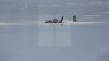 PANICĂ la Valea Morilor! Un pescar a căzut sub gheață. Salvatorii au intervenit în forță (FOTOREPORT)