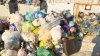 Mii de tone de deşeuri menajere, pe străzile oraşului ucrainean Cerkas. Camioanele de la salubritate s-au defectat