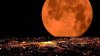 Fenoment extrem de rar: Ce este super luna albastră sângerie şi cum ne afectează
