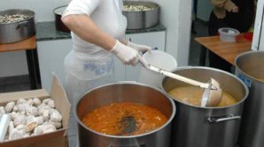 Locuitorii din Cinișeuți, Rezina s-au mobilizat pentru o cauză nobilă. Vor să adune bani pentru o cantină socială