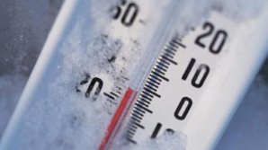 Au crăpat pietrele de frig! Azi noapte s-au înregistrat -23 de grade Celsius