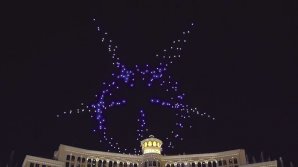 #realIT.  Artificiile viitorului vor fi înlocuite cu "roiuri" de mini drone (VIDEO)