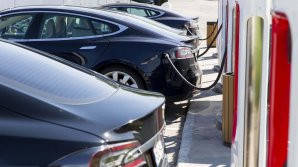 Prima țară din Europa în care mașinile electrice și hibride depășesc în vânzări mașinile tradiționale