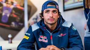 Carlos Sainz, de neoprit. Pilotul spaniol este liderul clasamentului la clasa auto
