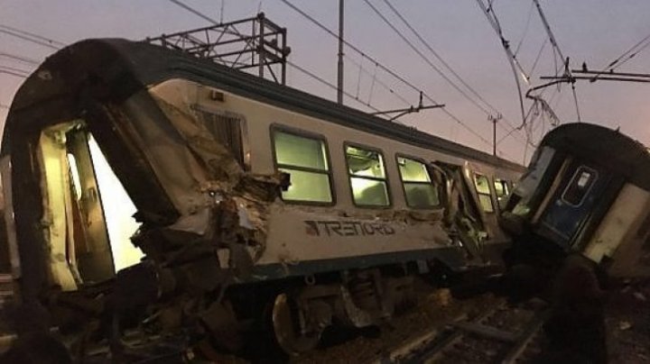 Tren deraiat în Italia. Patru oameni au murit și aproximativ 100 au fost spitalizaţi (FOTO)