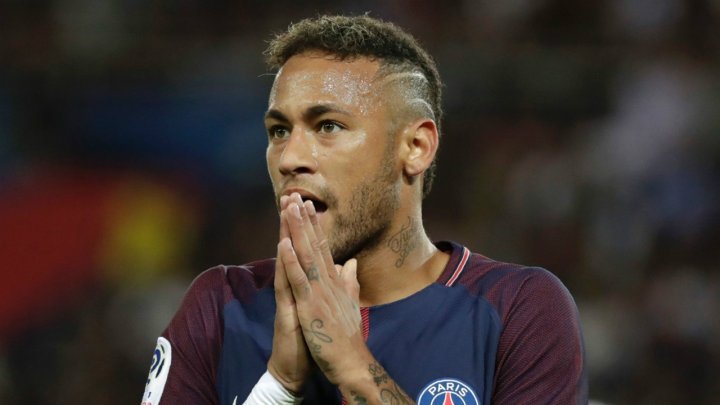 Starul brazilian Neymar a dat în judecată FC Barcelona