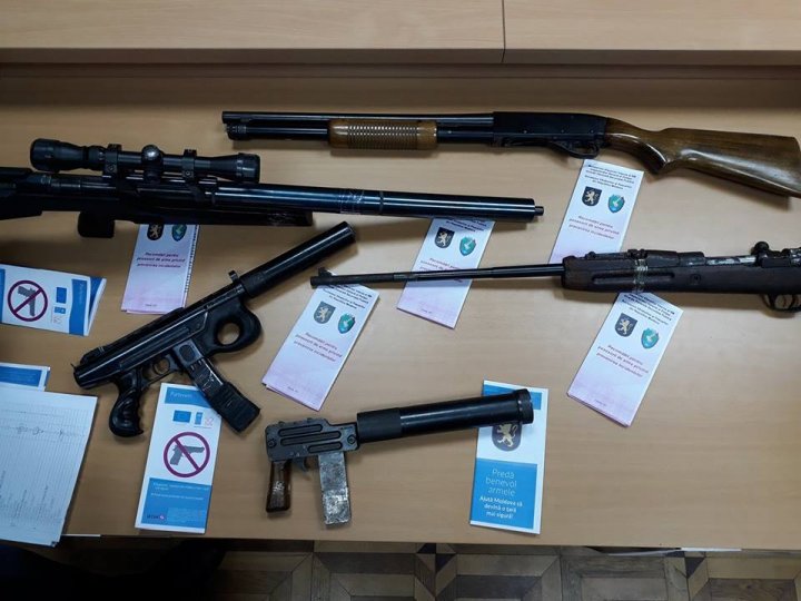 REGULI DRASTICE pentru posesorii de arme. Anunţul făcut de IGP