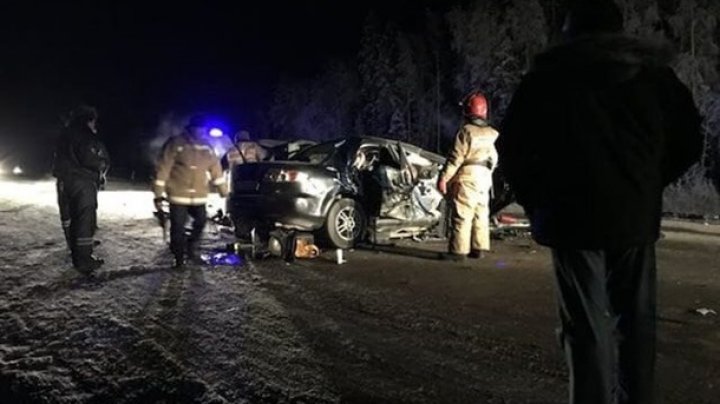 Zece oameni au murit, în urma unui GRAV ACCIDENT în Rusia. La faţa locului au intervenit 50 de salvatori şi poliţişti (FOTO)