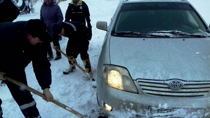 Prima ninsoare serioasă din această iarnă. Cum s-au descurcat autoritățile și cum se circulă (FOTO)