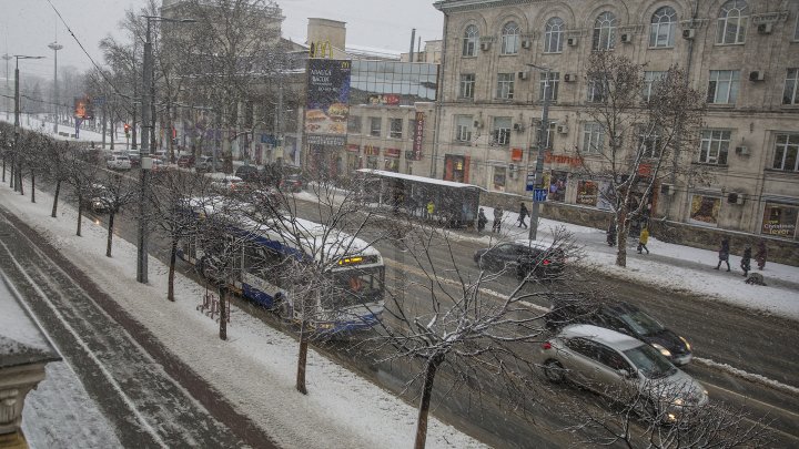 Prima ninsoare serioasă din această iarnă. Cum s-au descurcat autoritățile și cum se circulă (FOTO)