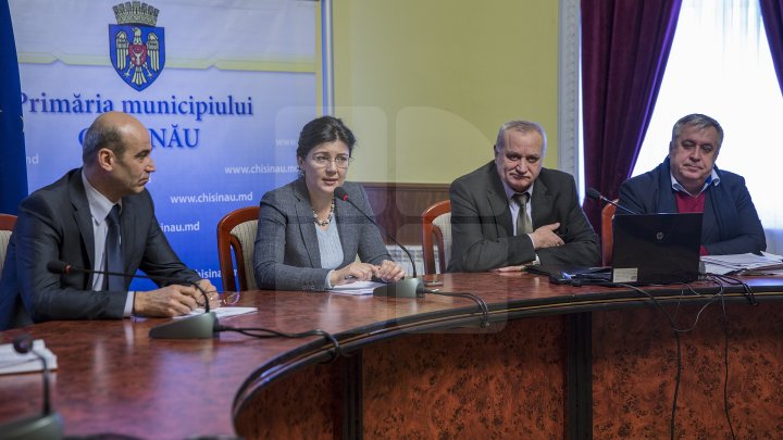 MORMANE DE ZĂPADĂ. Şefii de la Piaţa Centrală şi Spaţii Verzi, MUSTRAŢI PUBLIC de primarul Silvia Radu: VIN CU UN AVERTISMENT DUR 