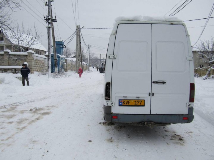 Prima ninsoare serioasă din această iarnă. Cum s-au descurcat autoritățile și cum se circulă (FOTO)