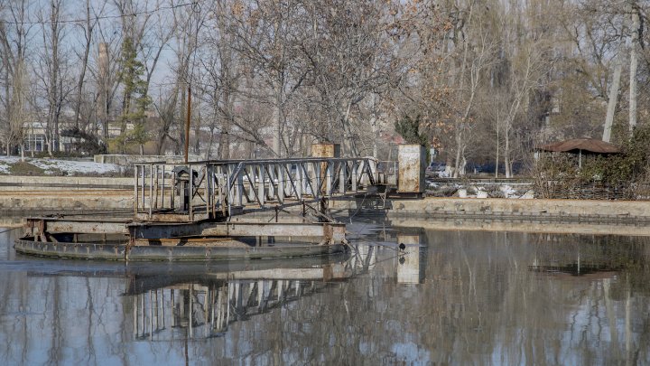 Veste bună pentru locuitorii Capitalei. Au început lucrările de reparație a Staţiei de Epurare a apelor reziduale (FOTOREPORT)