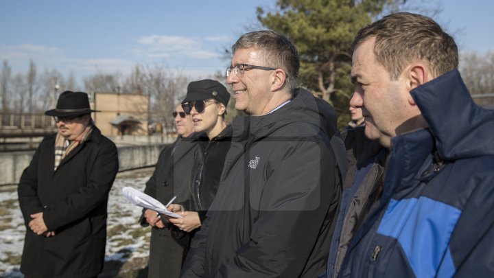 Veste bună pentru locuitorii Capitalei. Au început lucrările de reparație a Staţiei de Epurare a apelor reziduale (FOTOREPORT)