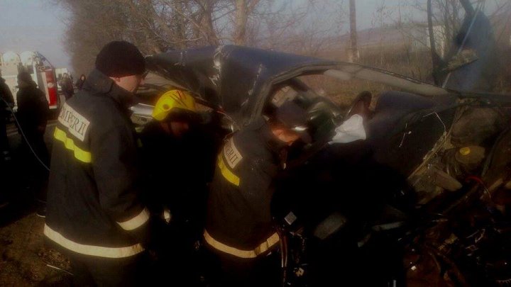 ACCIDENT TERIFIANT în raionul Anenii Noi: Cinci oameni au murit, printre care şi un copil (IMAGINI DE GROAZĂ)