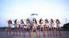 Mai multe însoțitoare de zbor îmbrăcate în bikini, într-un zbor din Vietnam (VIDEO)