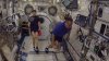 Astronauţii joacă badminton în cosmos. Cum s-au distrat la primul turneu orbital (VIDEO)