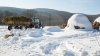 Ai imagini frumoase cu zăpada care s-a aşternut peste localitatea ta sau cu drumuri blocate din cauza ninsorii? Trimite-le şi le vom face publice