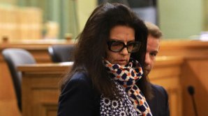 A devenit cea mai bogată femeie de pe pământ, după moartea mamei sale. Cine este și cum arată 