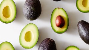Bine de ştiut! Un avocado pe zi scade nivelul colesterolului și ține kilogramele la distanță