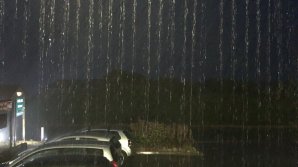 Ziua Zero SE AMÂNĂ în Cape Town! Cum au reacționat oamenii când a început să plouă (FOTO)