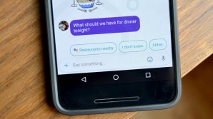 #realIT. Google va introduce funcţia Smart Replies în toate aplicaţiile de mesagerie