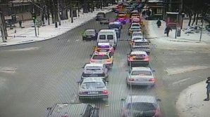 InfoTrafic: STRĂZILE din Capitală pe care se circulă cu dificultate