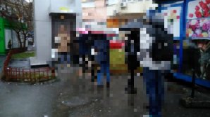 IMAGINEA ZILEI. Cum au fost surprinse mai multe persoane, cărora nu le mai pasă de sănătatea lor (FOTO)