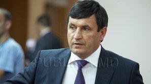 Silvia Radu cere demisia şefului Direcţiei sănătate din cadrul Primăriei, Mihai Moldovanu