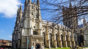 Bisericile din Marea Britanie, folosite pentru a da internet la sate. Unde vor fi instalate antenele