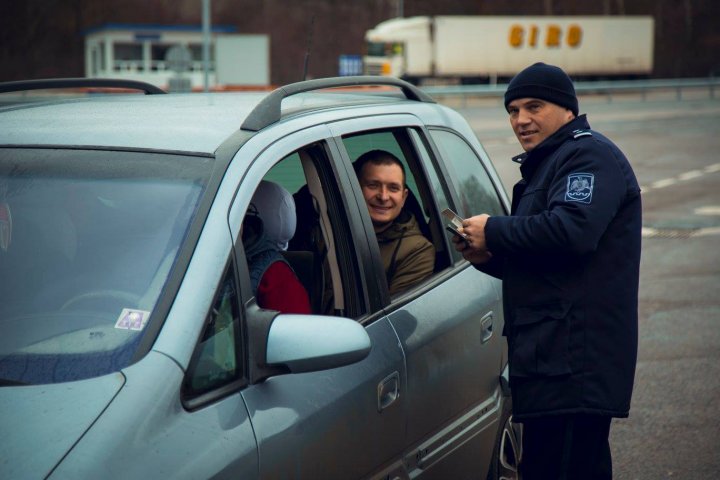 Poliția de Frontieră: Călătoriți cu dragoste și plăcere (GALERIE FOTO)