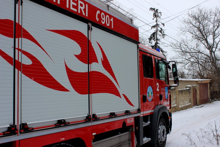 O casă protejată, o viață salvată. Peste 1500 de detectoare de fum, instalate în locuințele oamenilor (FOTO)