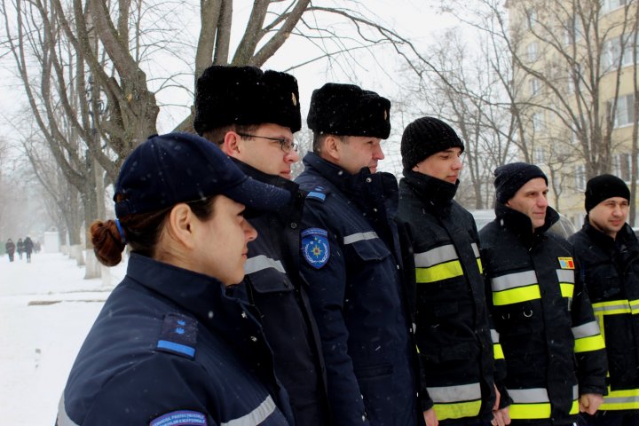 O casă protejată, o viață salvată. Peste 1500 de detectoare de fum, instalate în locuințele oamenilor (FOTO)