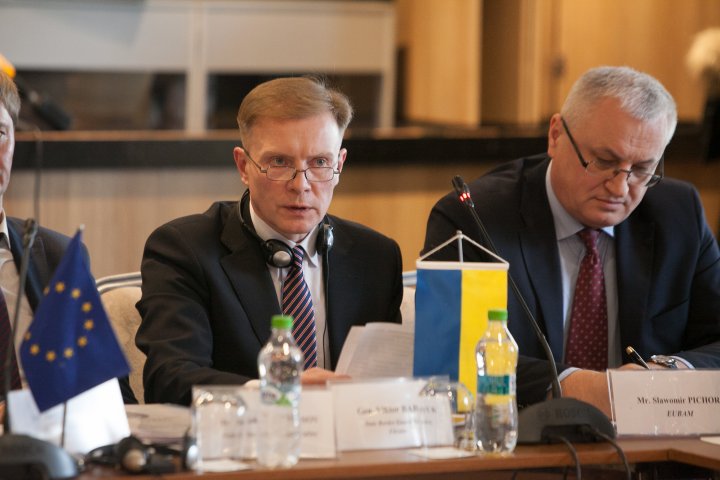 SISTEM MODERN ÎN VAMĂ. Punctele comune de trecere a frontierei Giurgiulești şi Cuciurgan vor fi renovate