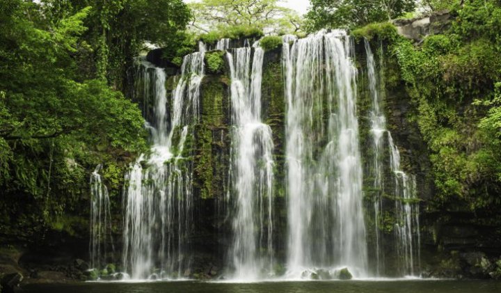 Imagini spectaculoase! Cum e viaţa oamenilor în Costa Rica (GALERIE FOTO)