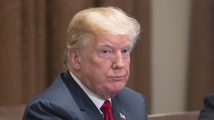 Donald Trump promite măsuri "puternice" şi propune ca profesorii să fie înarmaţi