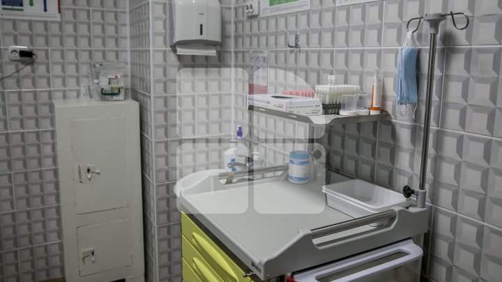 CONDIŢII BUNE PENTRU PACIENŢI. Secţia Primiri Urgenţe a Spitalului Căuşeni, renovată (FOTOREPORT)