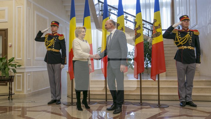 Premierii Pavel Filip și Viorica Dăncilă au discutat cu reprezentanții Euroregiunii Siret-Prut-Nistru