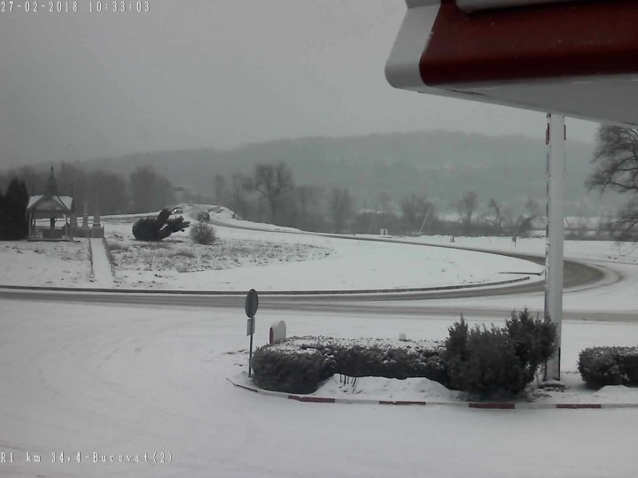 NINSORILE PUTERNICE, GERUL şi VISCOLUL pun stăpânire pe Moldova. Care este situaţia pe drumurile din ţară (FOTO)