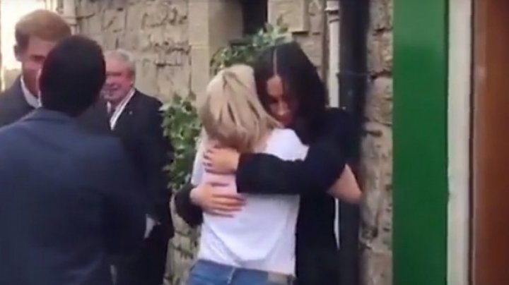 Meghan Markle cea mai poznată ducesă. Gestul pe care l-a făcut în timpul unei vizite în Edinburgh (VIDEO)